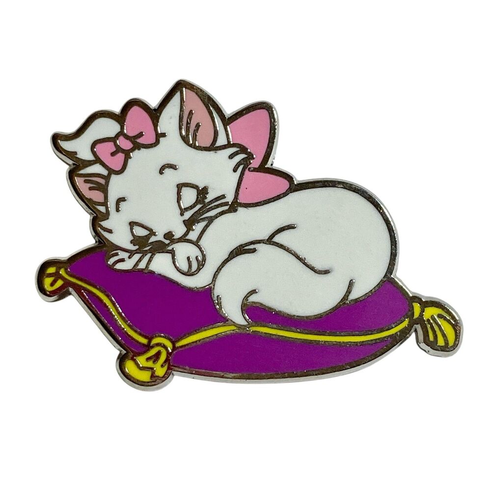 Disney Aristocats Marie Cat Trading Pin New Enamel Sleeping Pillow Purple Bow